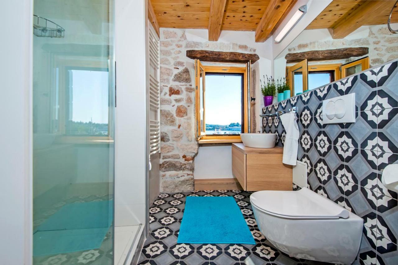 Adriatic Seaview Studio Rovigno Esterno foto
