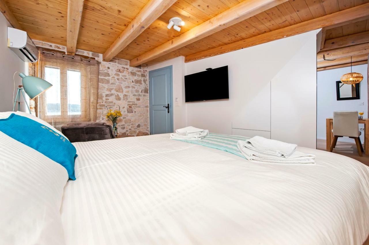 Adriatic Seaview Studio Rovigno Esterno foto